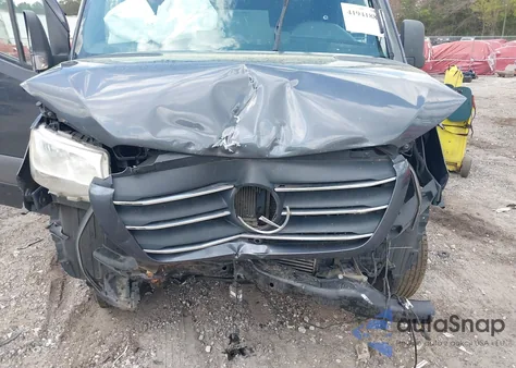 2020 Mercedes-Benz Sprinter 2500 High Roof I4 z USA, uszkodzony, nr VIN W1W40CHY3LT026046